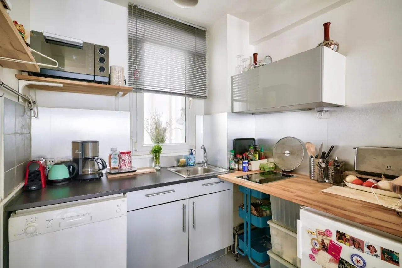 Adorable Studio In The Heart Of Paris Apartment